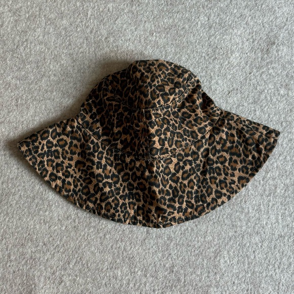 Cheetah print bucket hat - Picture 1 of 4